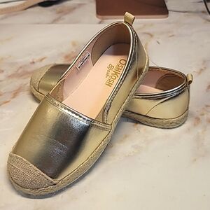 Oshkosh Girls slip on Shoe size 13